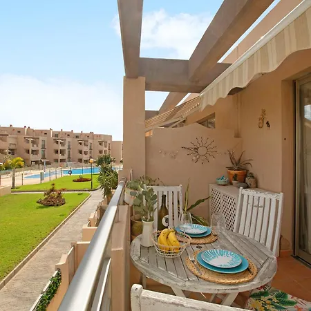 La Casita De * La Tejita